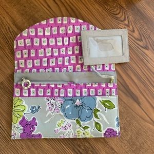 Vera Bradley floral clutch